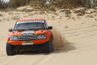 Illustration for article titled Bowler Nemesis GT4: A Dakar Racer For Public Consumption
